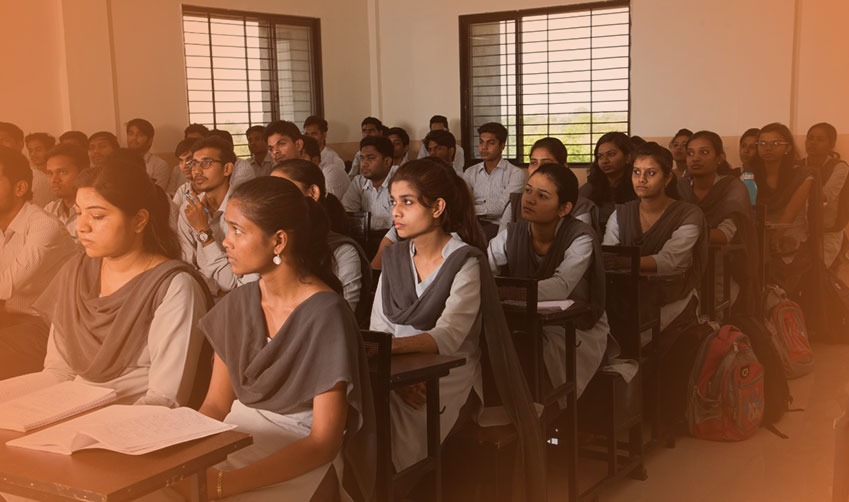 Grade 9 Students Prepare for Exams
